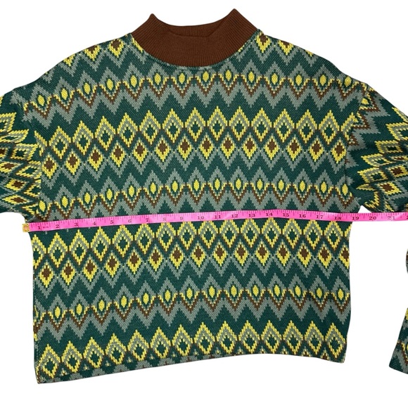 Zara green, yellow, brown geometric pattern cropped sweater size small - Picture 5 of 6